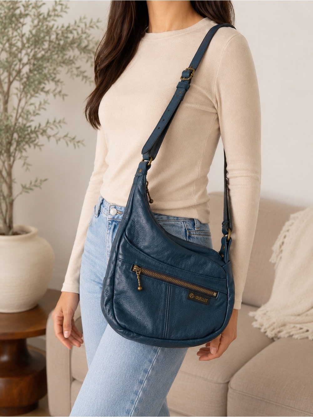 OUELLET Canadian Leather Crossbody Shoulder Bag in Teal